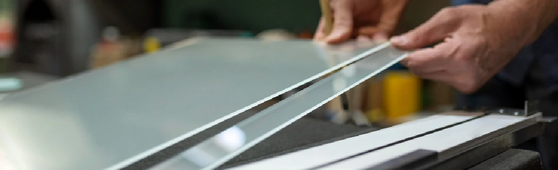 Emergency Glass Repair for Hospitality Businesses in East Lake-Orient Park, FL